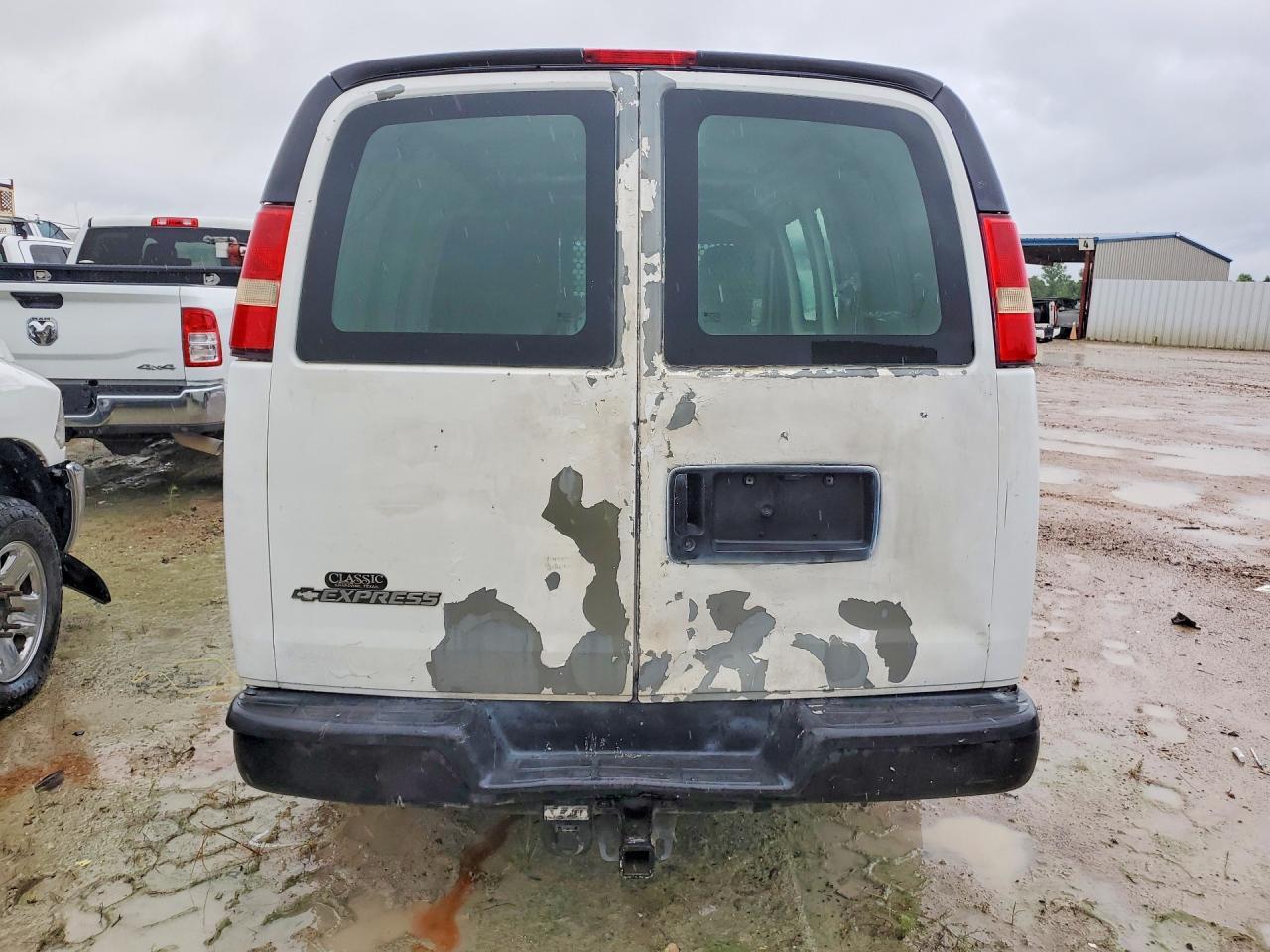 2007 Chevrolet Express G2500 Delivery Van - Фото 6