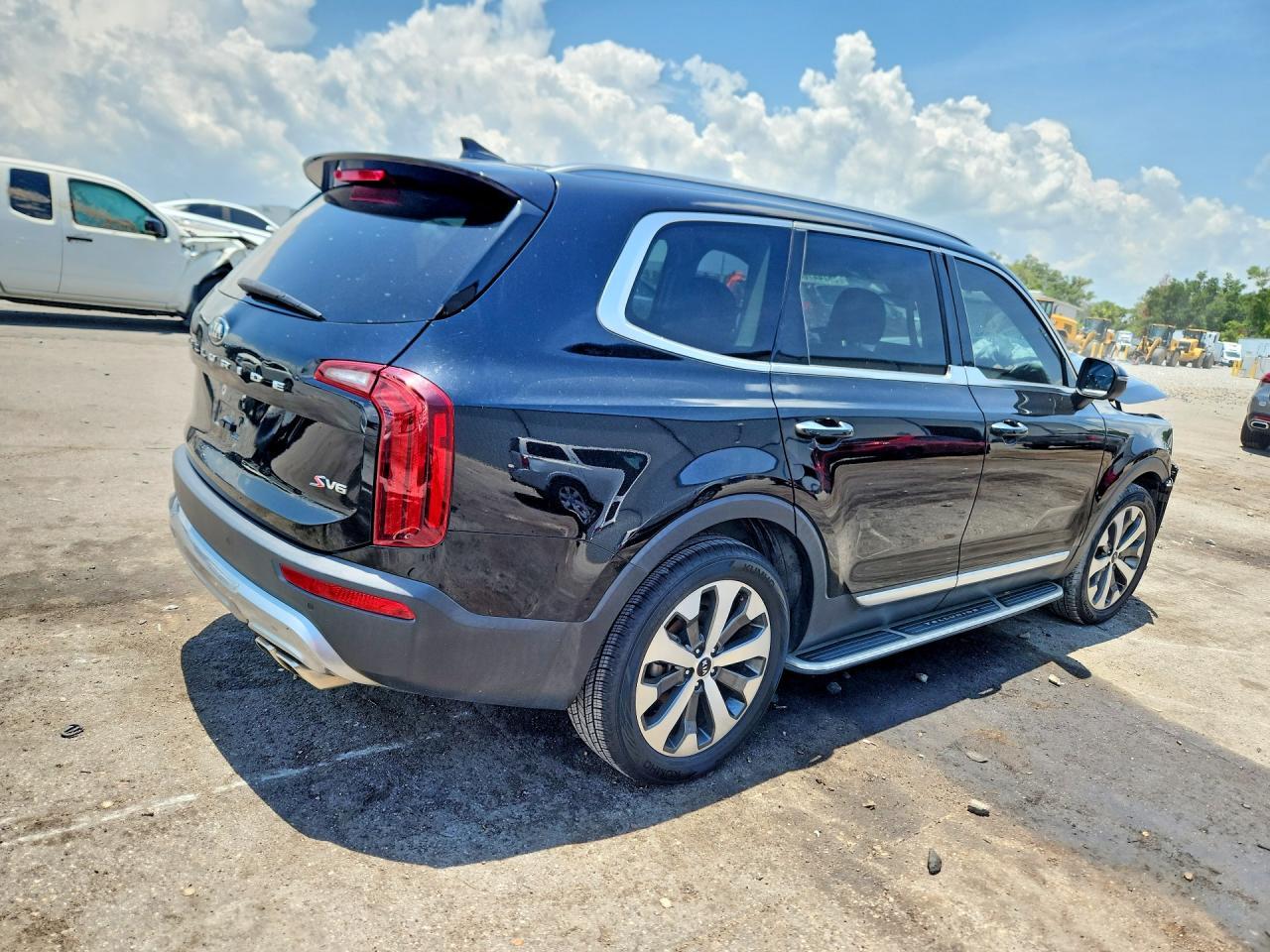 2021 Kia Telluride S - Image 3