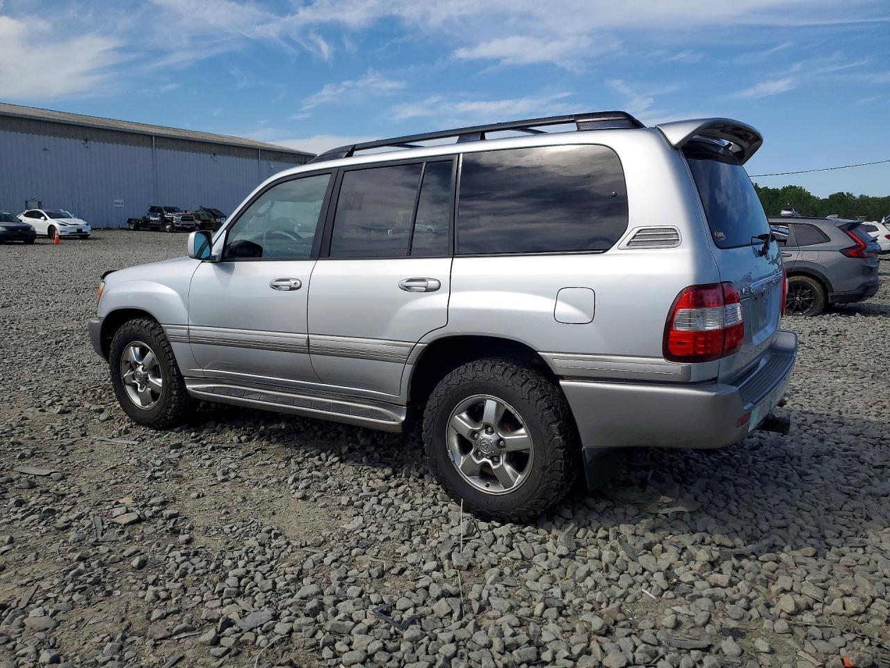 2007 Toyota Land Cruiser Base - Image 2