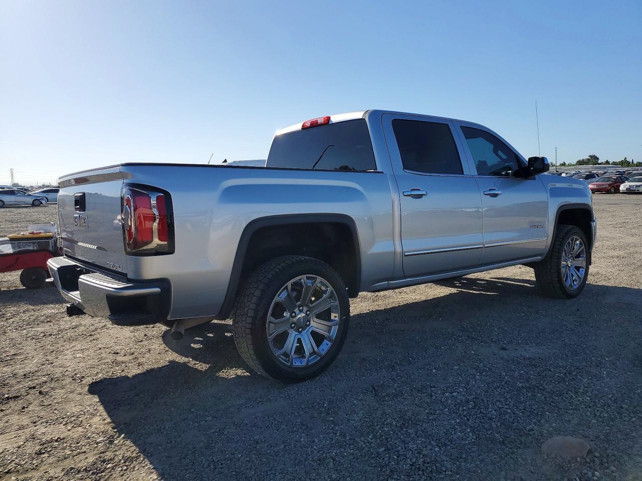 2018 GMC Sierra K1500 Slt - Фото 3