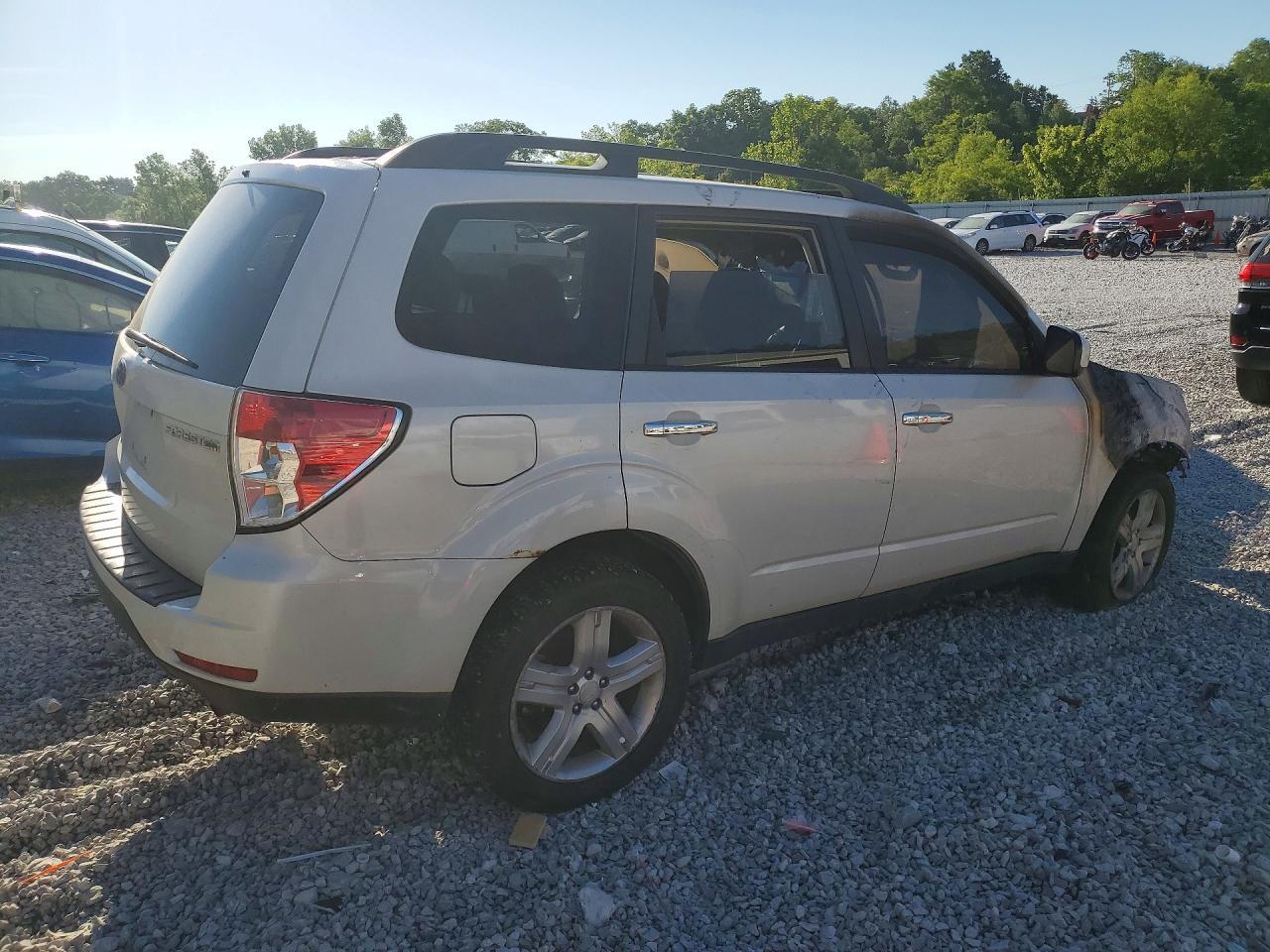 2009 Subaru Forester 2.5X Premium - Image 3