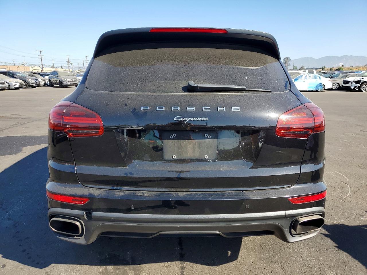 2016 Porsche Cayenne - Image 6