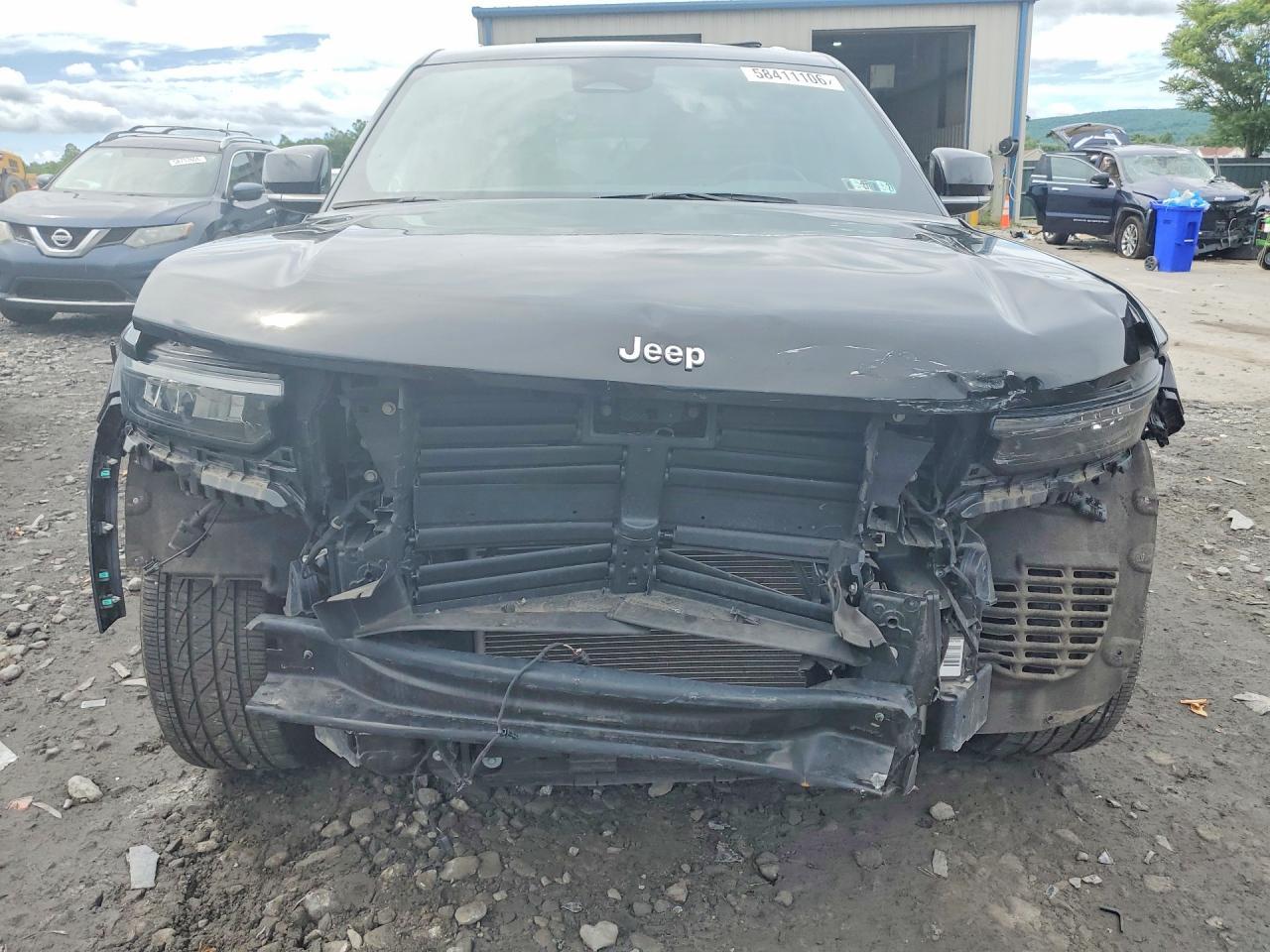 2023 Jeep Grand Cherokee Summit - Image 5