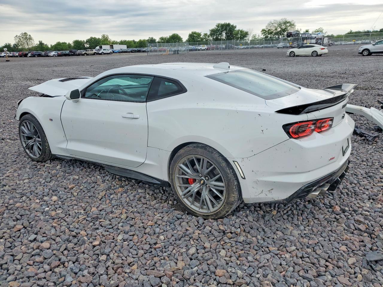 2022 Chevrolet Camaro Ss - Фото 2