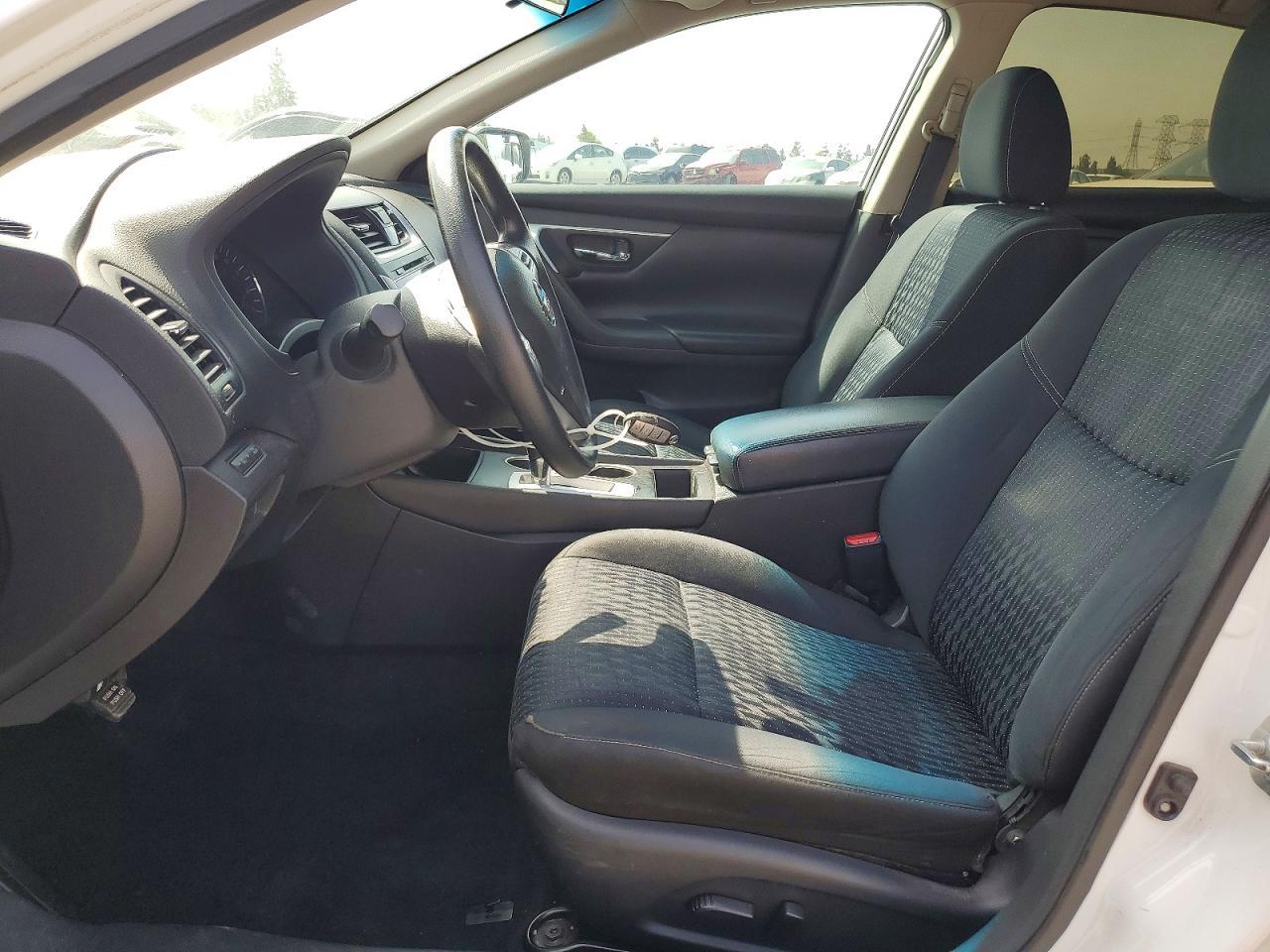 2017 Nissan Altima 2.5 S - Фото 7