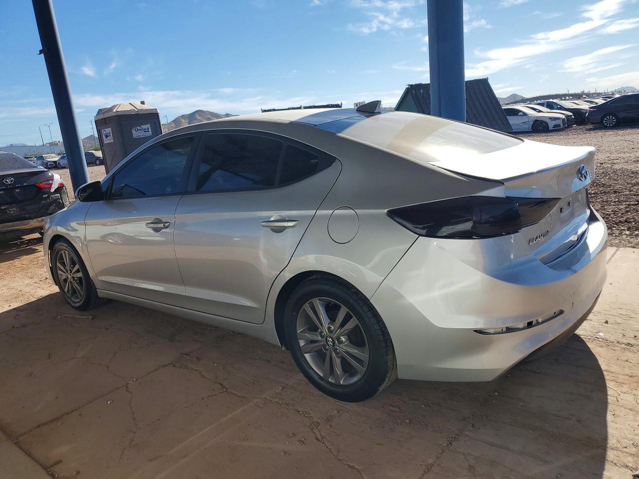 2017 Hyundai Elantra Se - Фото 2