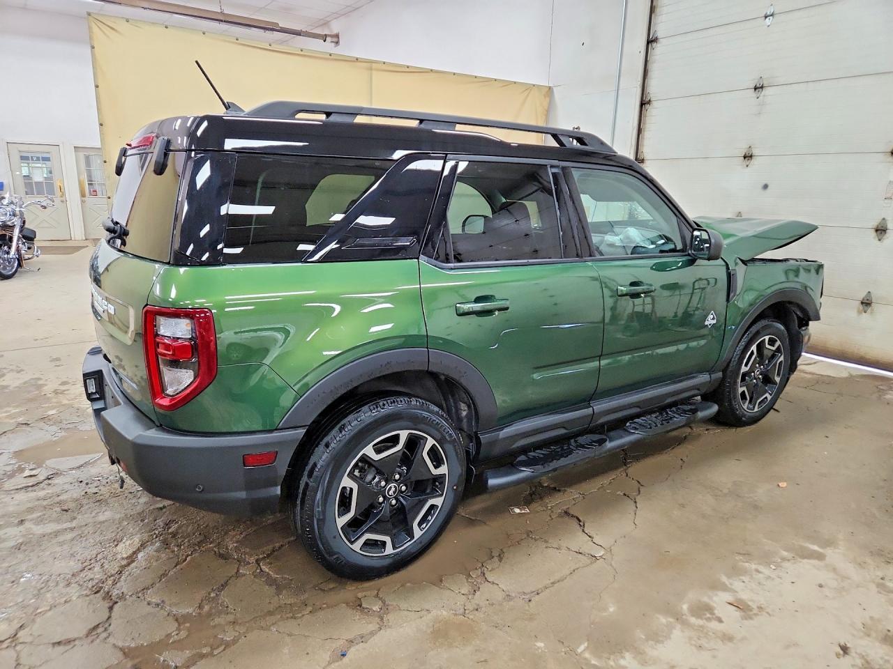 2023 Ford Bronco Sport Outer Banks - Фото 3