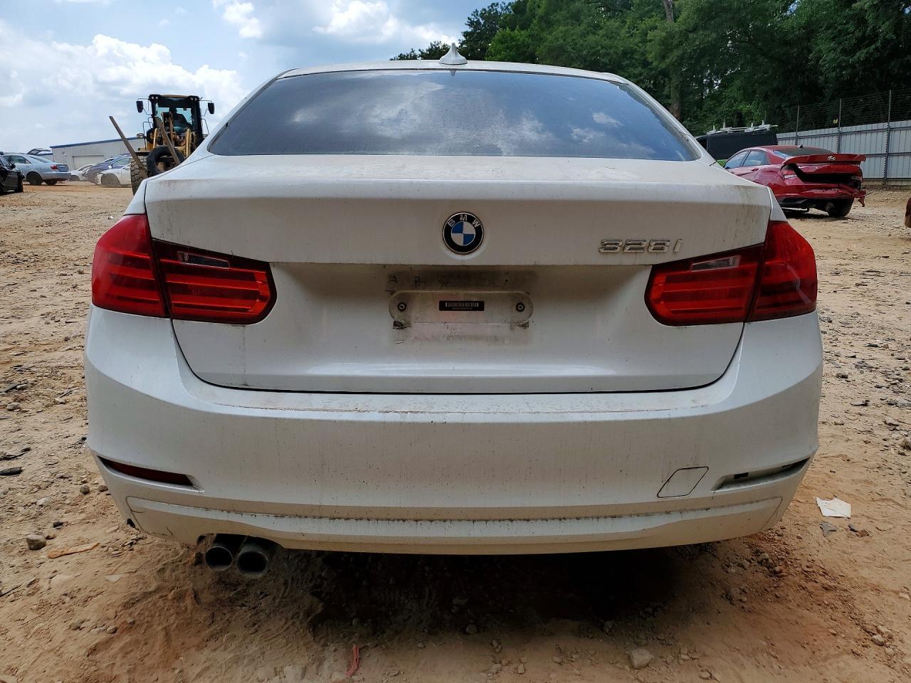2013 BMW 328 I - Фото 6