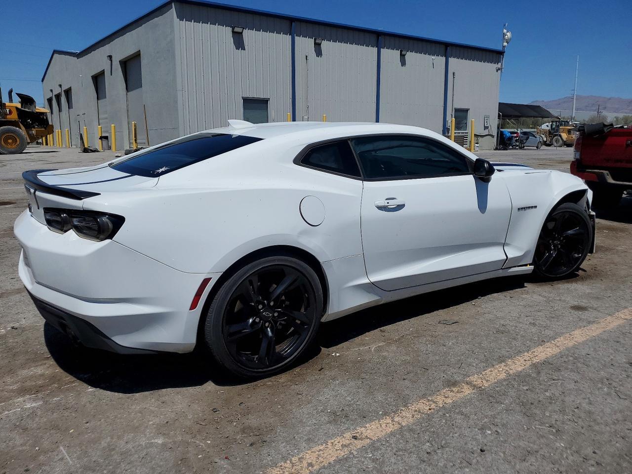 2020 Chevrolet Camaro Ls - Фото 3