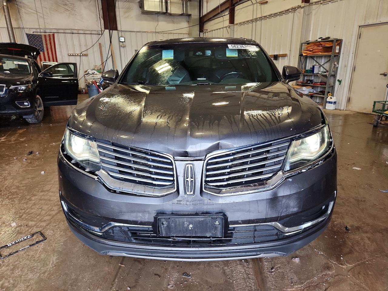 2018 Lincoln Mkx Select - Image 5