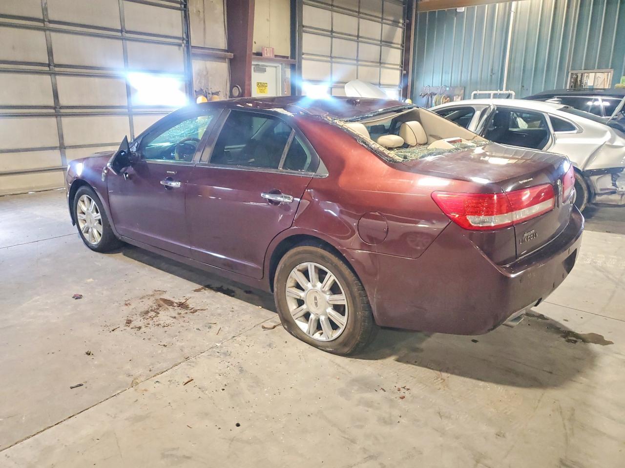 2012 Lincoln Mkz - Фото 2