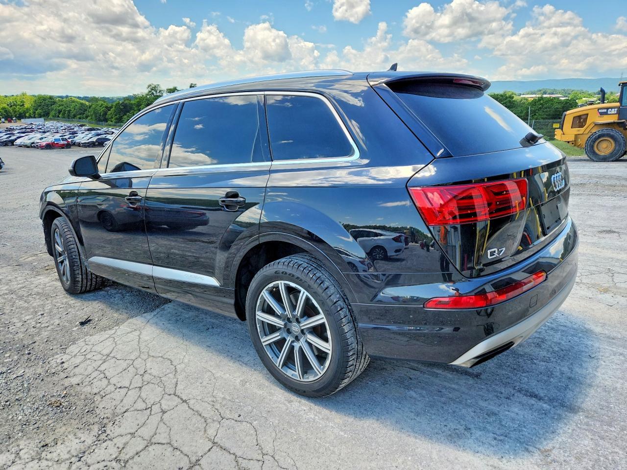 2017 Audi Q7 Premium Plus - Фото 2
