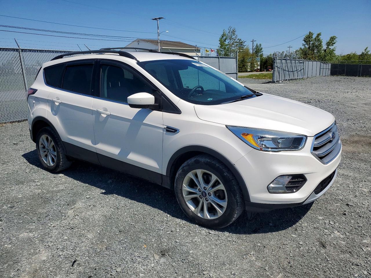 2017 Ford Escape Se - Фото 4