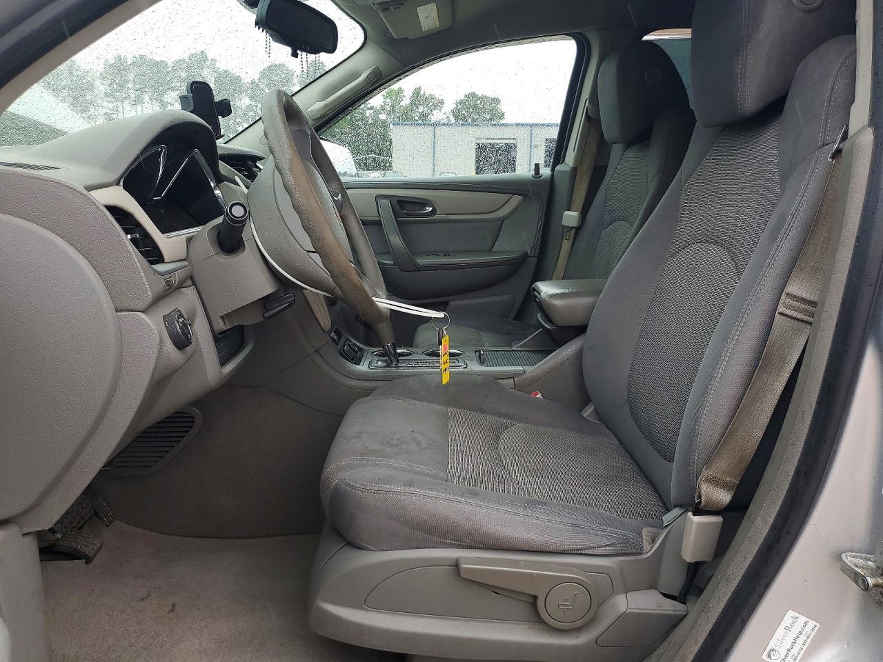 2016 Chevrolet Traverse Ls - Фото 7