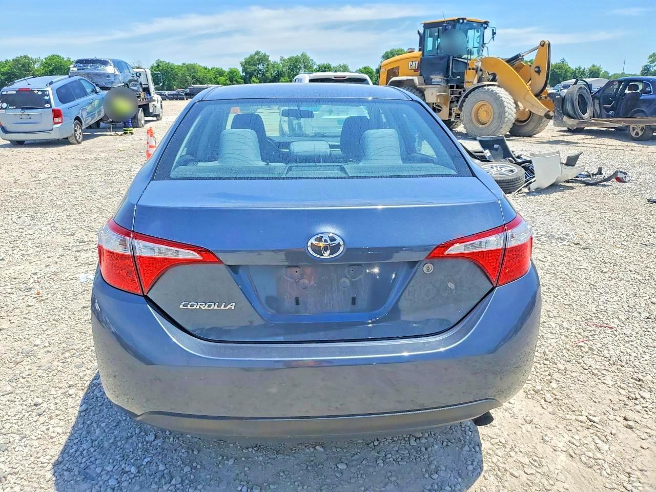 2014 Toyota Corolla L - Фото 6