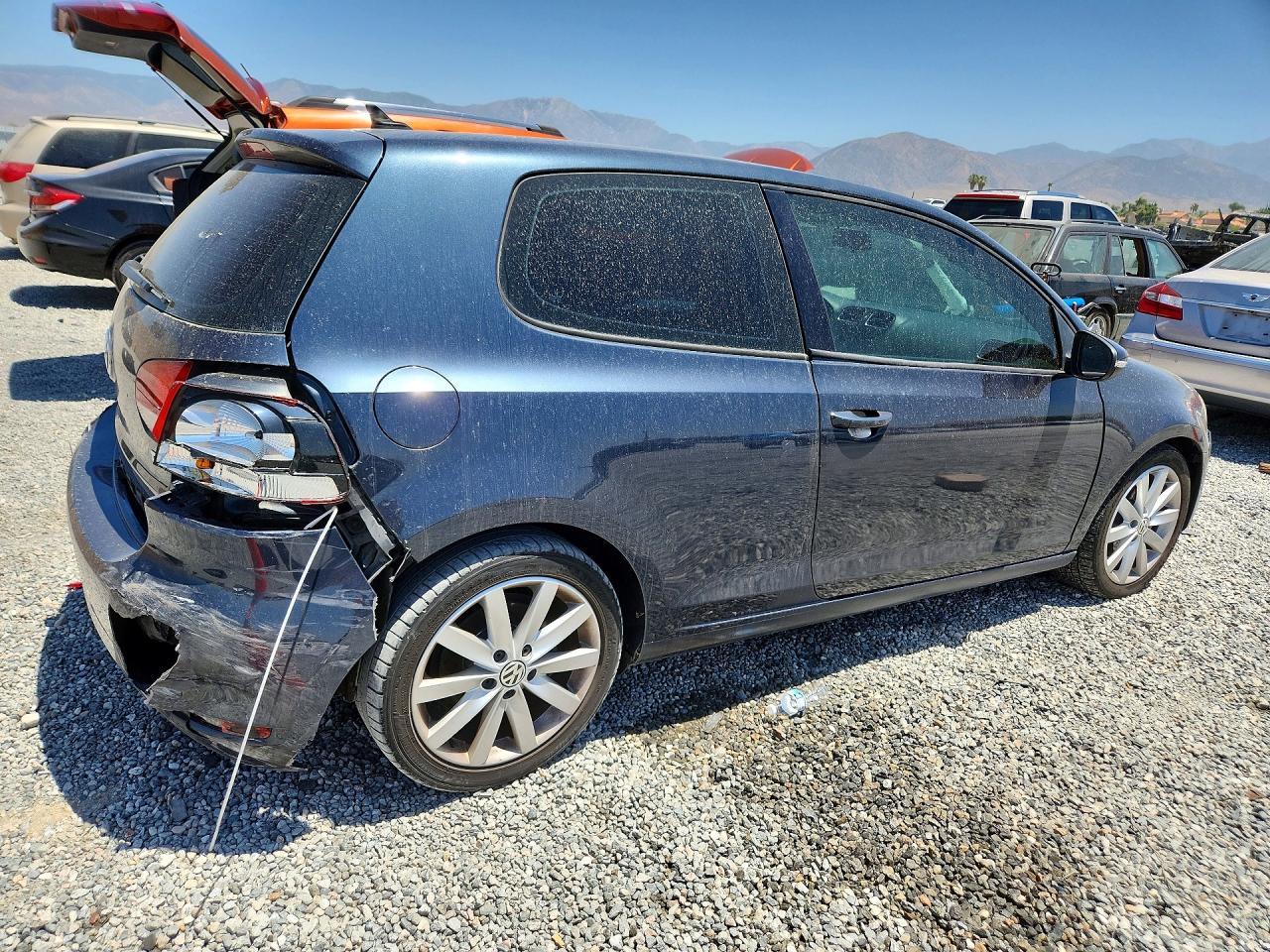 2011 Volkswagen Golf 2D Tdi - Фото 3