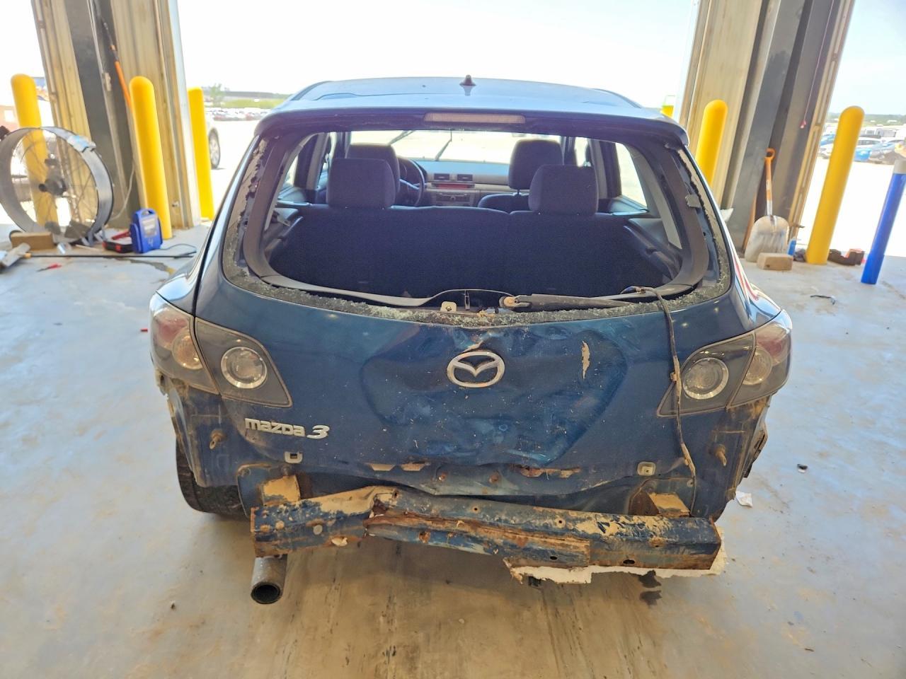 2008 Mazda 3 Hatchback - Image 6