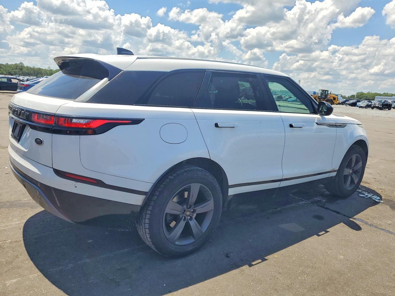 2020 Land Rover Range Rover Velar R-Dynamic S - Фото 3