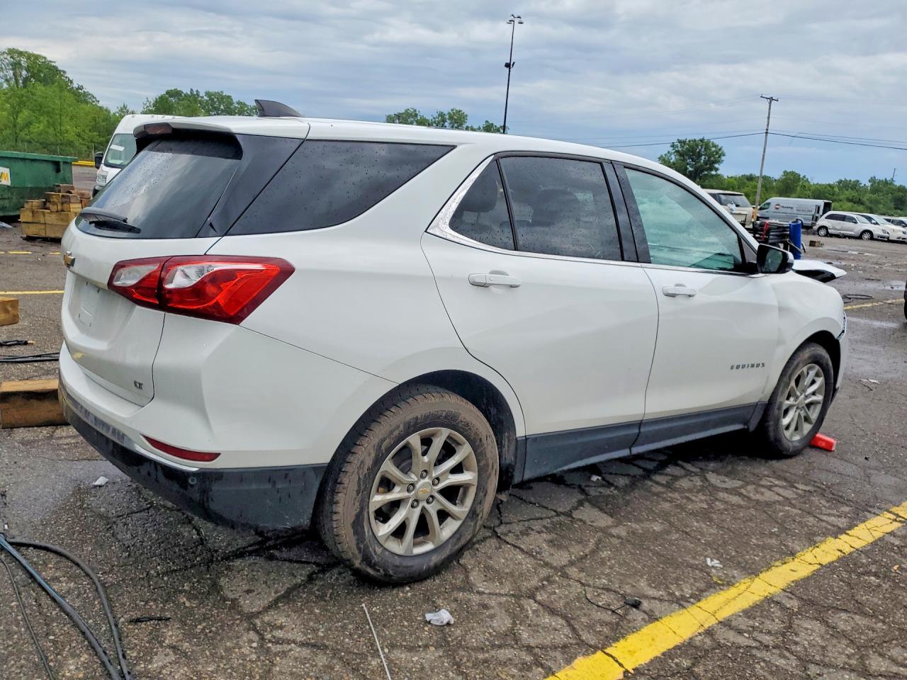 2018 Chevrolet Equinox Lt - Фото 3
