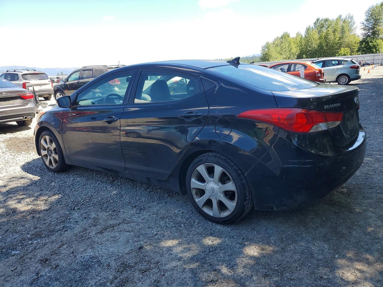 2012 Hyundai Elantra Limited - Image 2