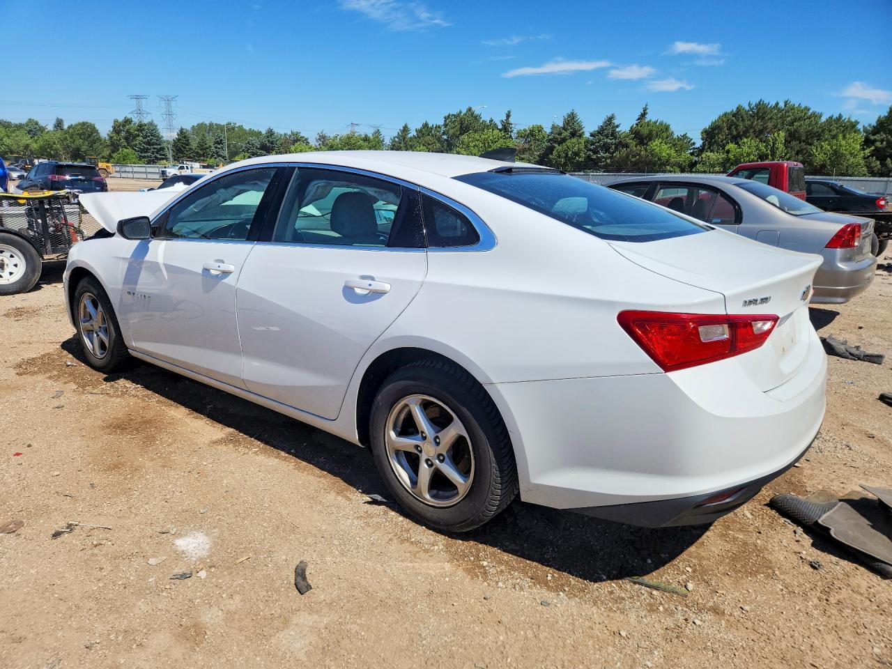 2016 Chevrolet Malibu Ls - Фото 2
