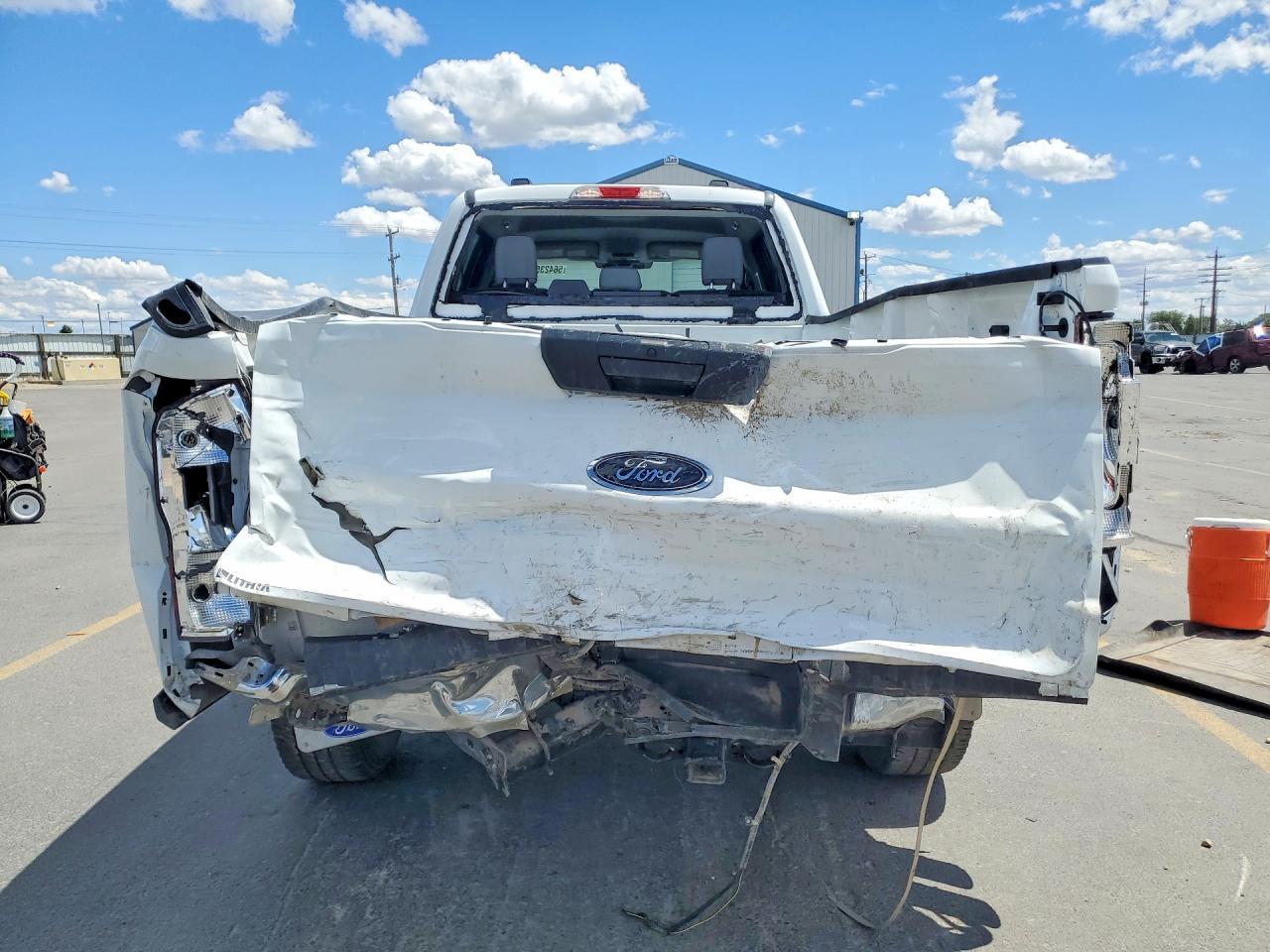 2025 Ford F350 Super Duty - Фото 6