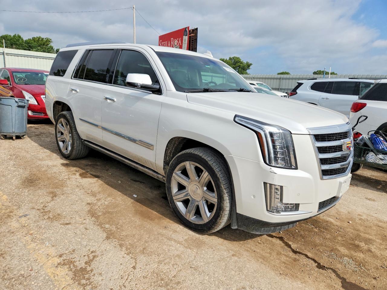 2017 Cadillac Escalade Premium Luxury - Фото 4