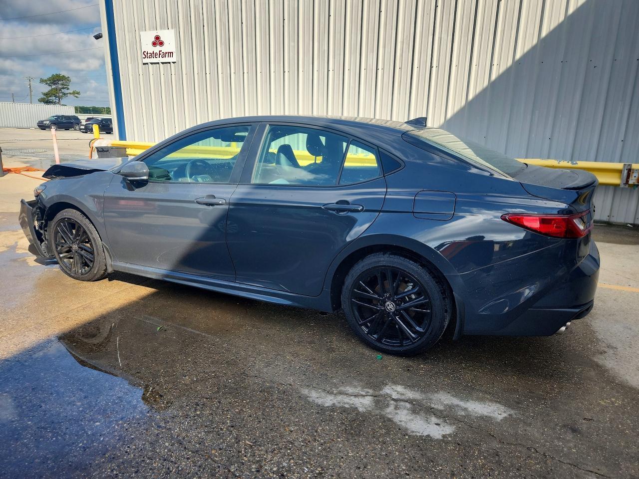 2026 Toyota Camry Se - Фото 2