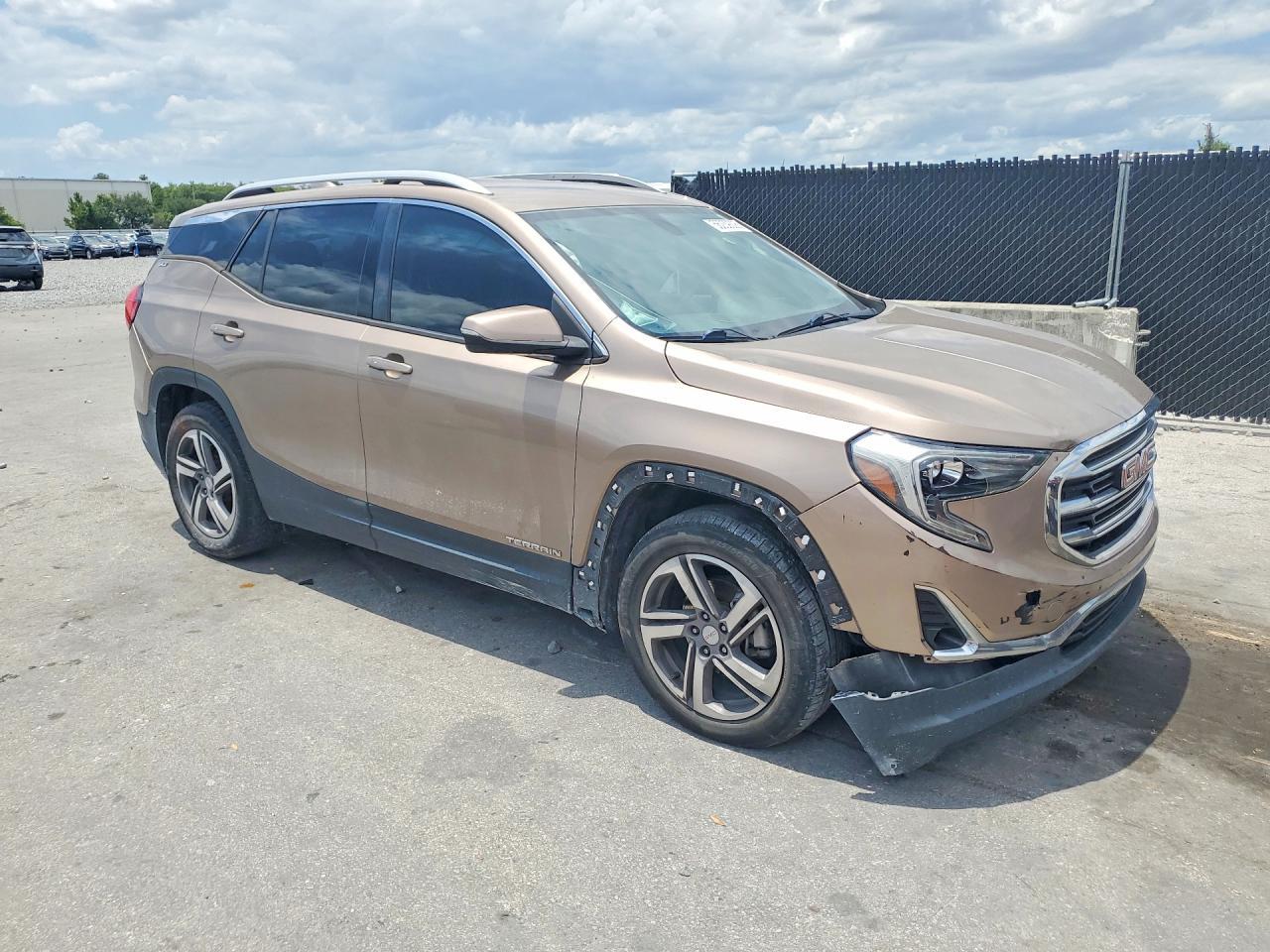 2018 GMC Terrain Slt - Image 4