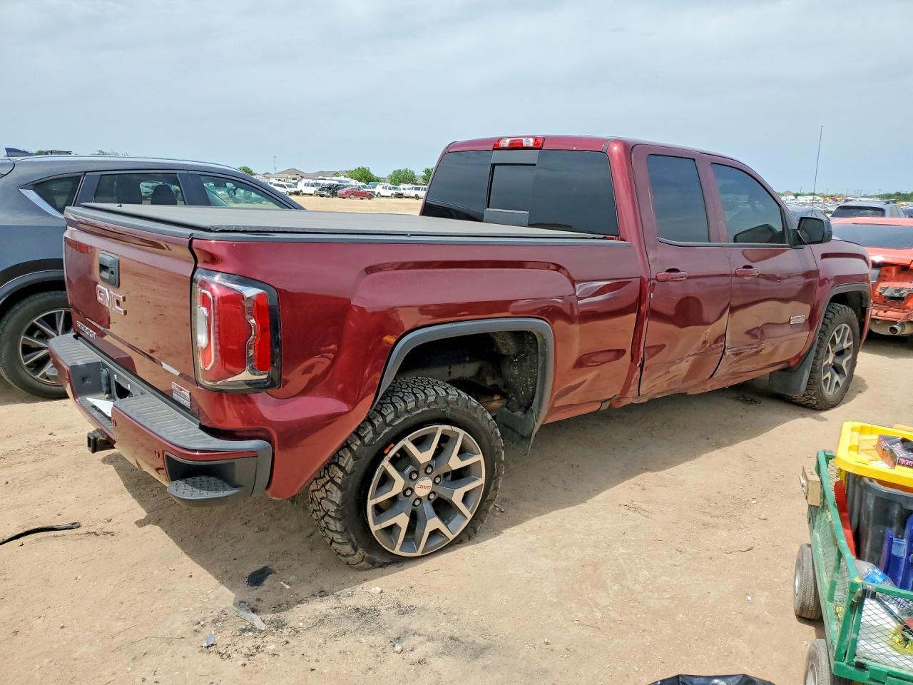 2017 GMC Sierra K1500 Slt - Фото 3
