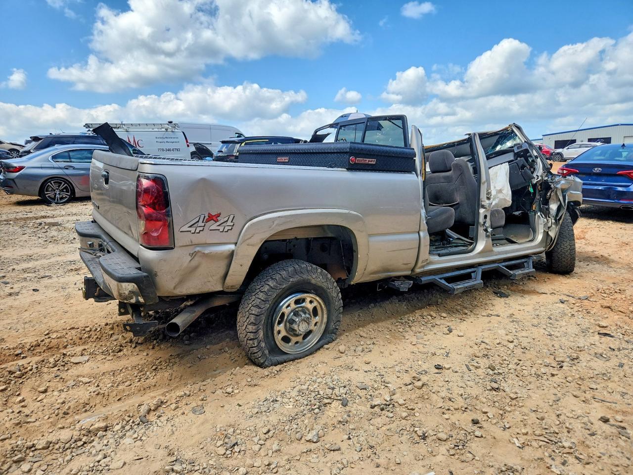 2006 Chevrolet Silverado K2500 Heavy Duty - Фото 3
