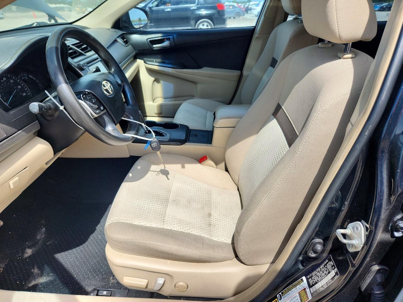 2013 Toyota Camry Le - Image 7