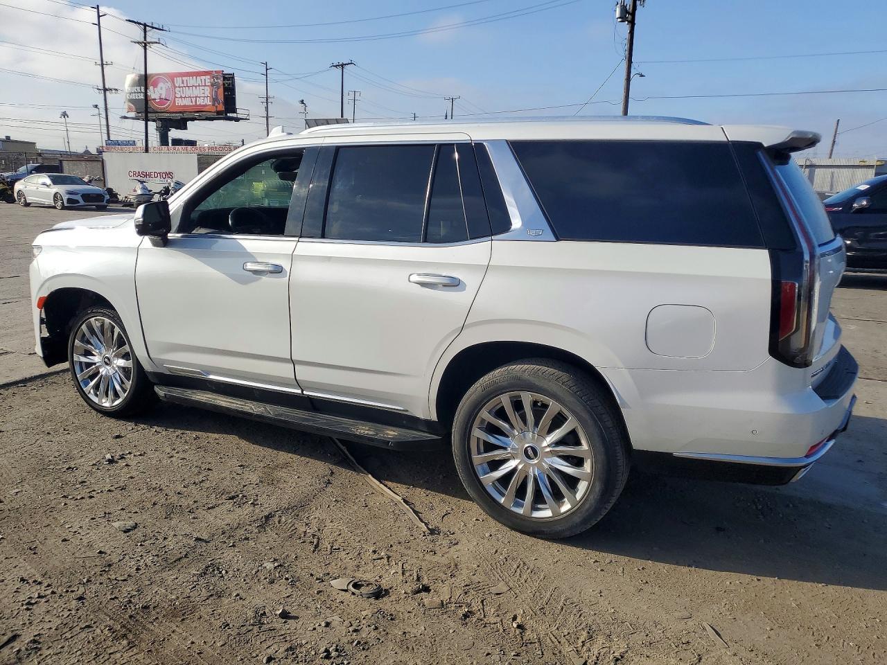 2021 Cadillac Escalade Premium Luxury - Image 2