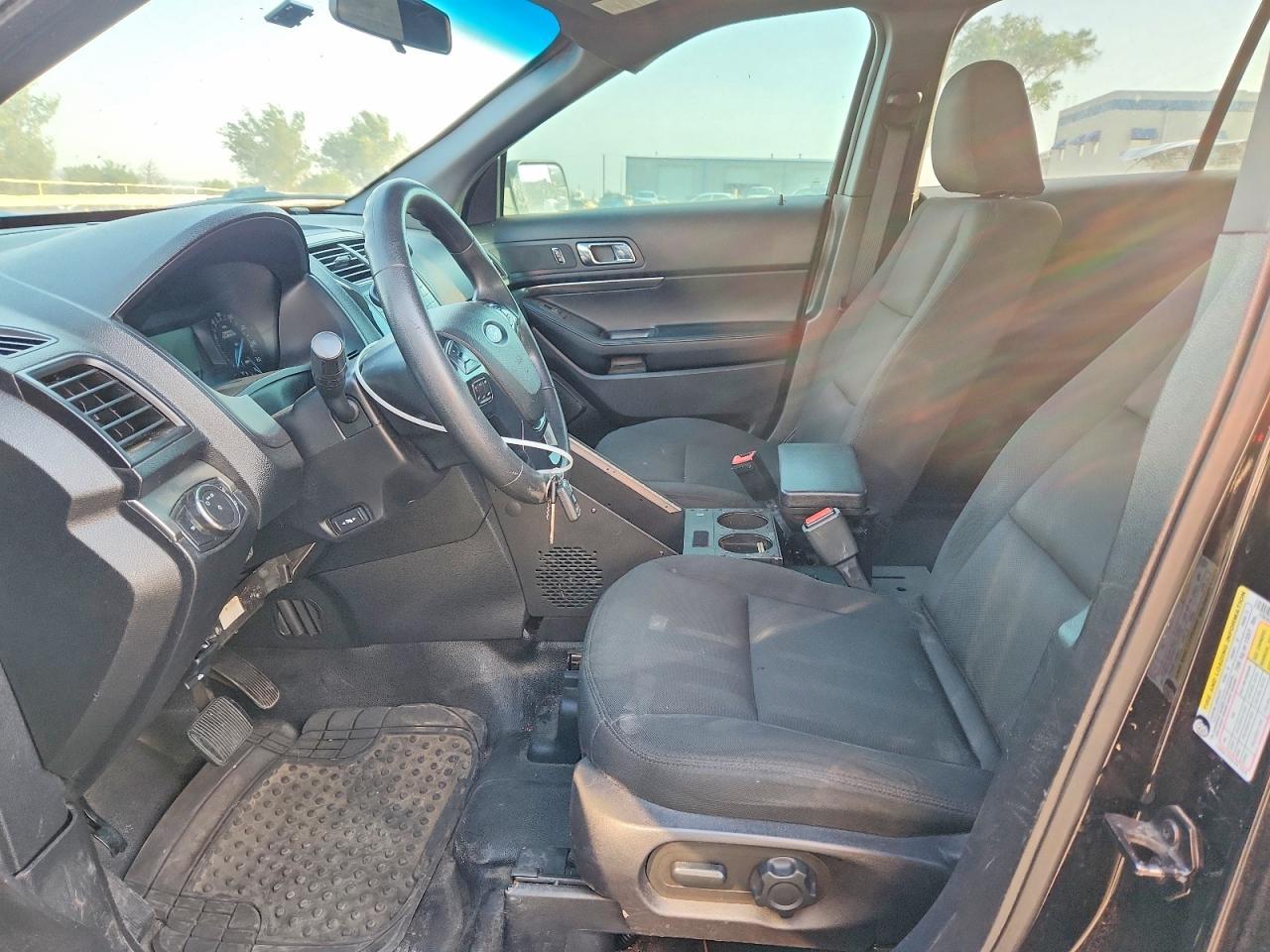 2016 Ford Explorer Police Interceptor - Image 7