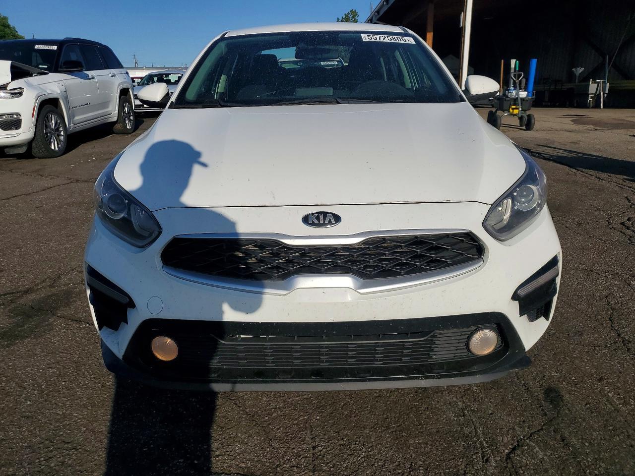 2021 Kia Forte Lxs - Image 5