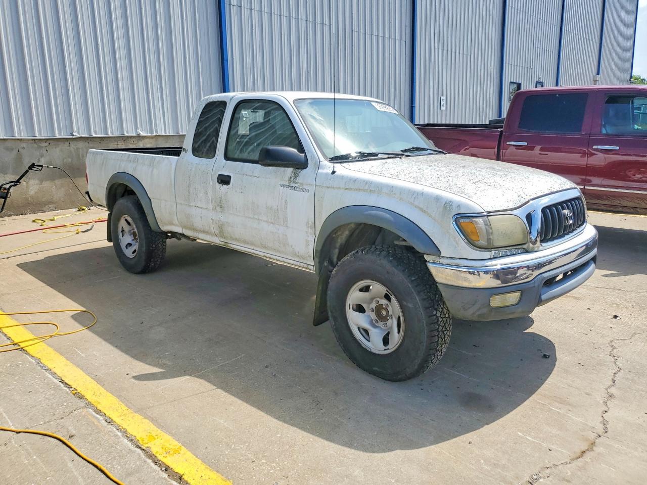 2002 Toyota Tacoma Xtracab Prerunner - Image 4