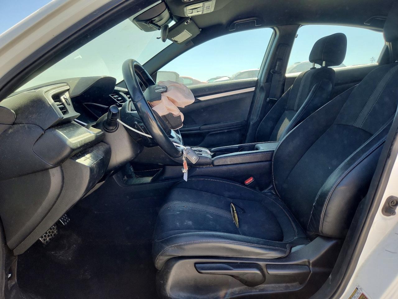 2019 Honda Civic Sport - Image 7