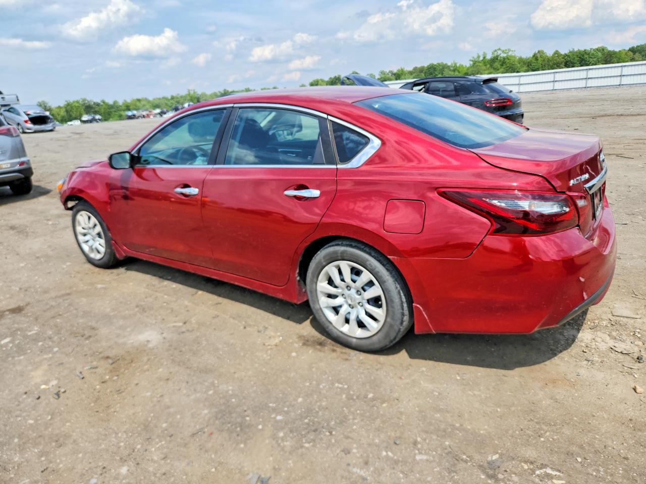 2018 Nissan Altima 2.5 - Фото 2