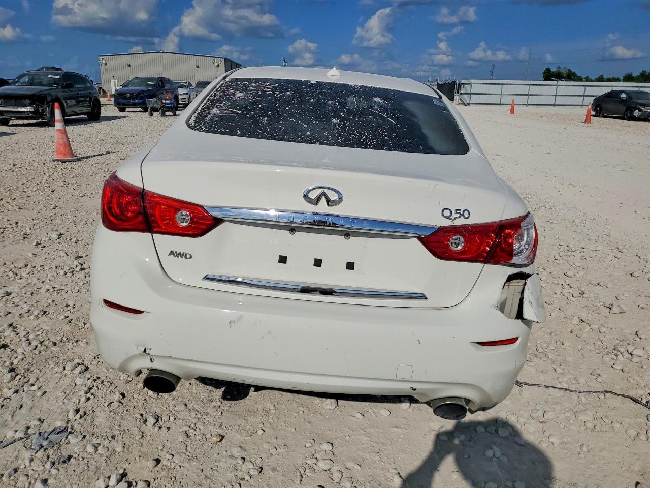 2017 Infiniti Q50 3.0T Premium - Фото 6