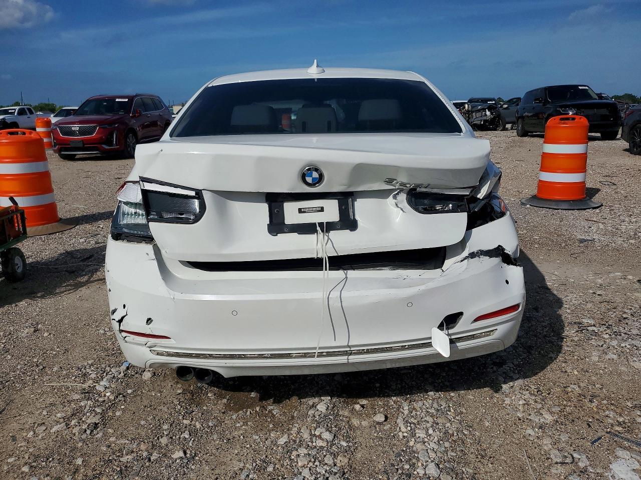 2016 BMW 328 I Sulev - Image 6