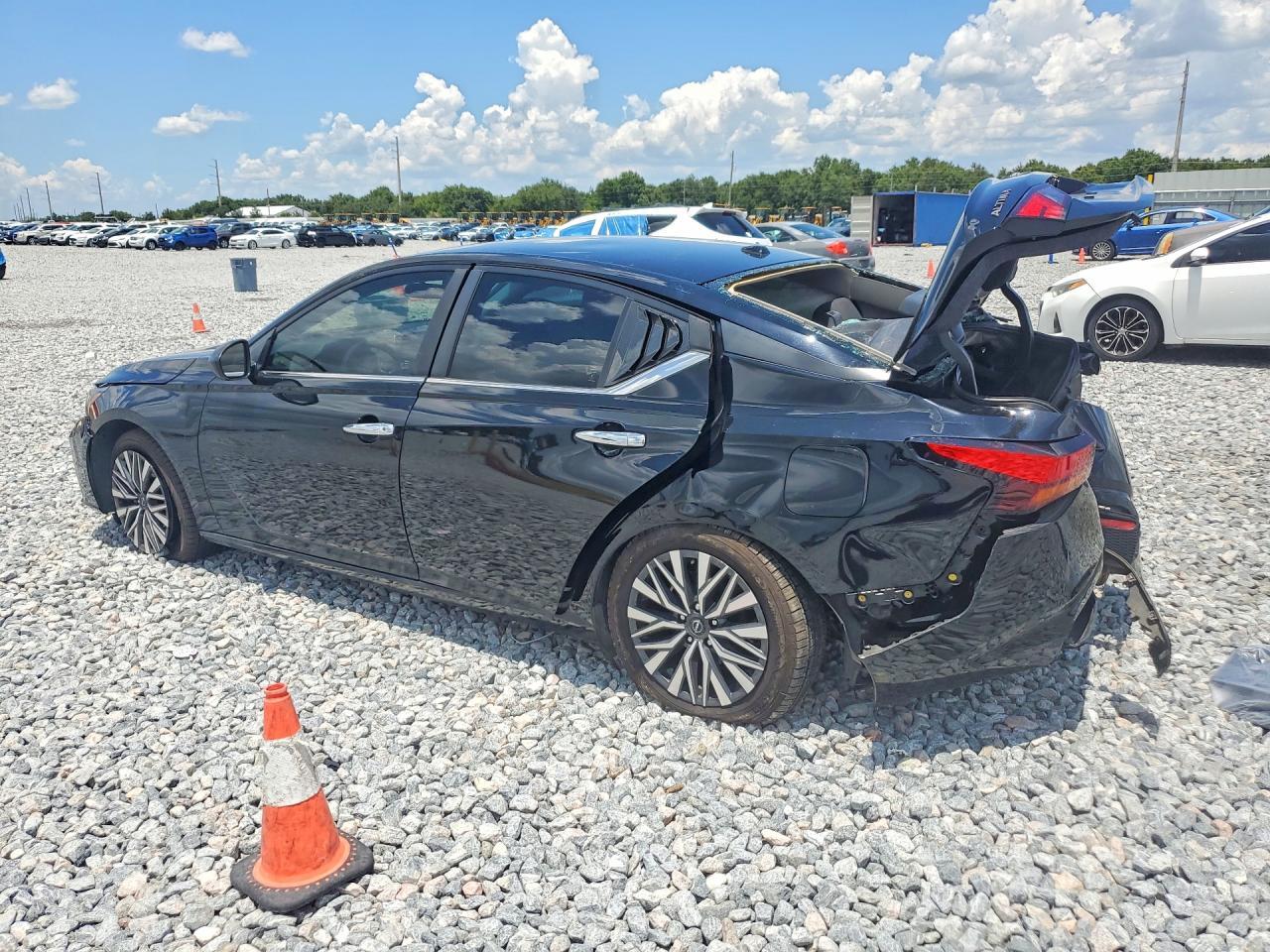 2024 Nissan Altima Sv - Фото 2