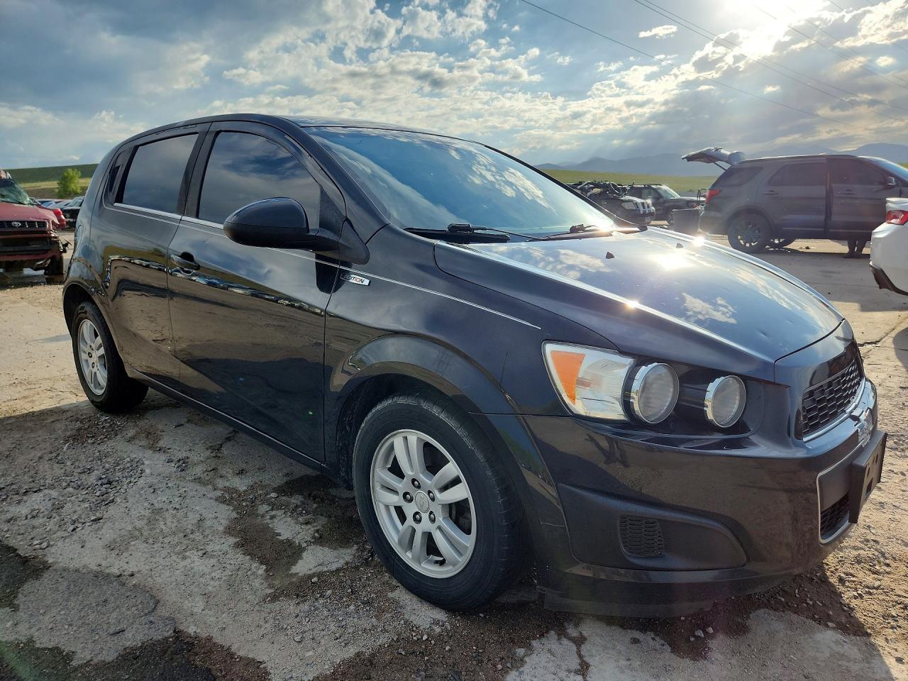 2013 Chevrolet Sonic Lt - Image 4