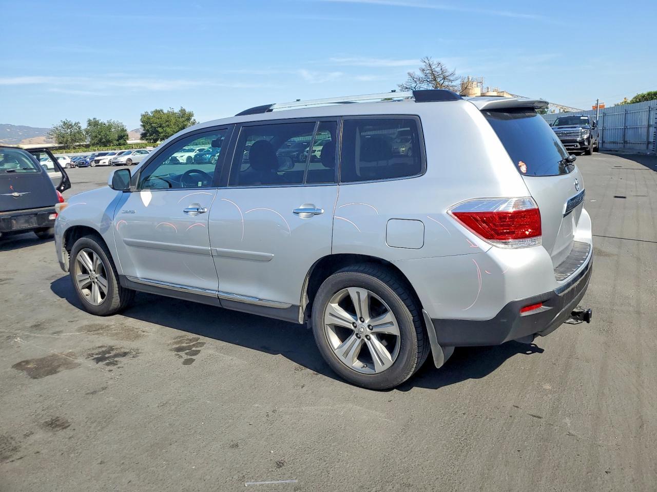 2011 Toyota Highlander Limited - Фото 2