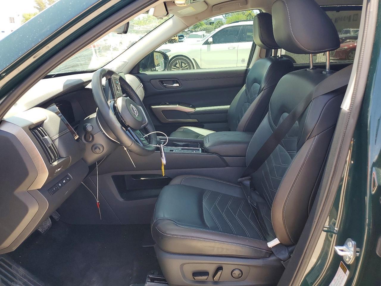 2025 Nissan Pathfinder Platinum - Фото 7