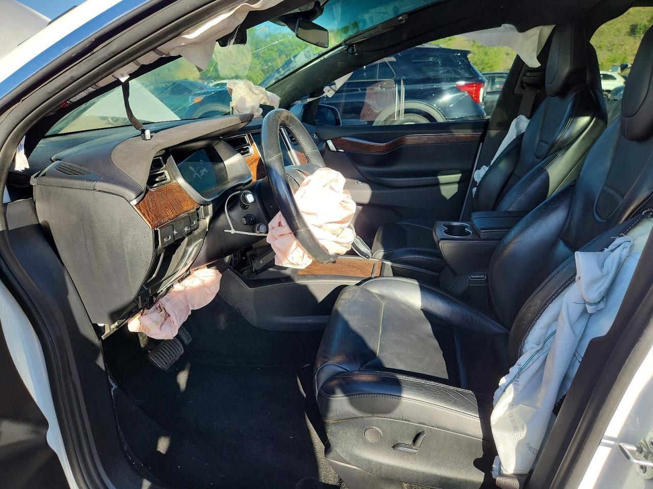 2017 Tesla Model X - Фото 7