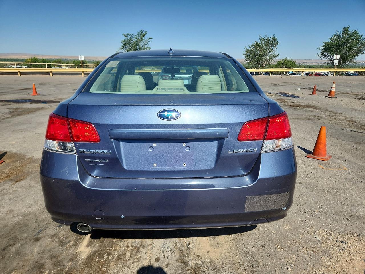 2013 Subaru Legacy 2.5I Limited - Image 6