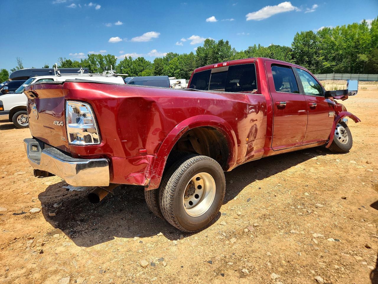 2012 Dodge Ram 3500 Laramie - Image 3