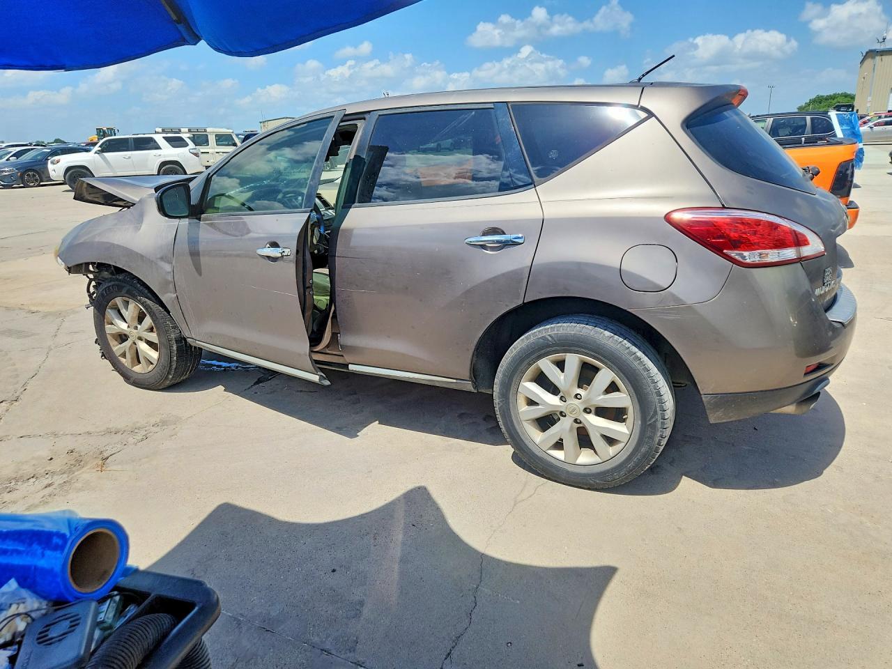 2013 Nissan Murano S - Фото 2