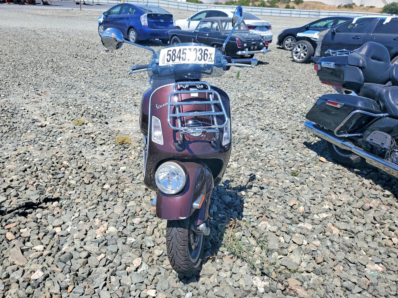 2013 Vespa Gts 300 Super - Фото 2