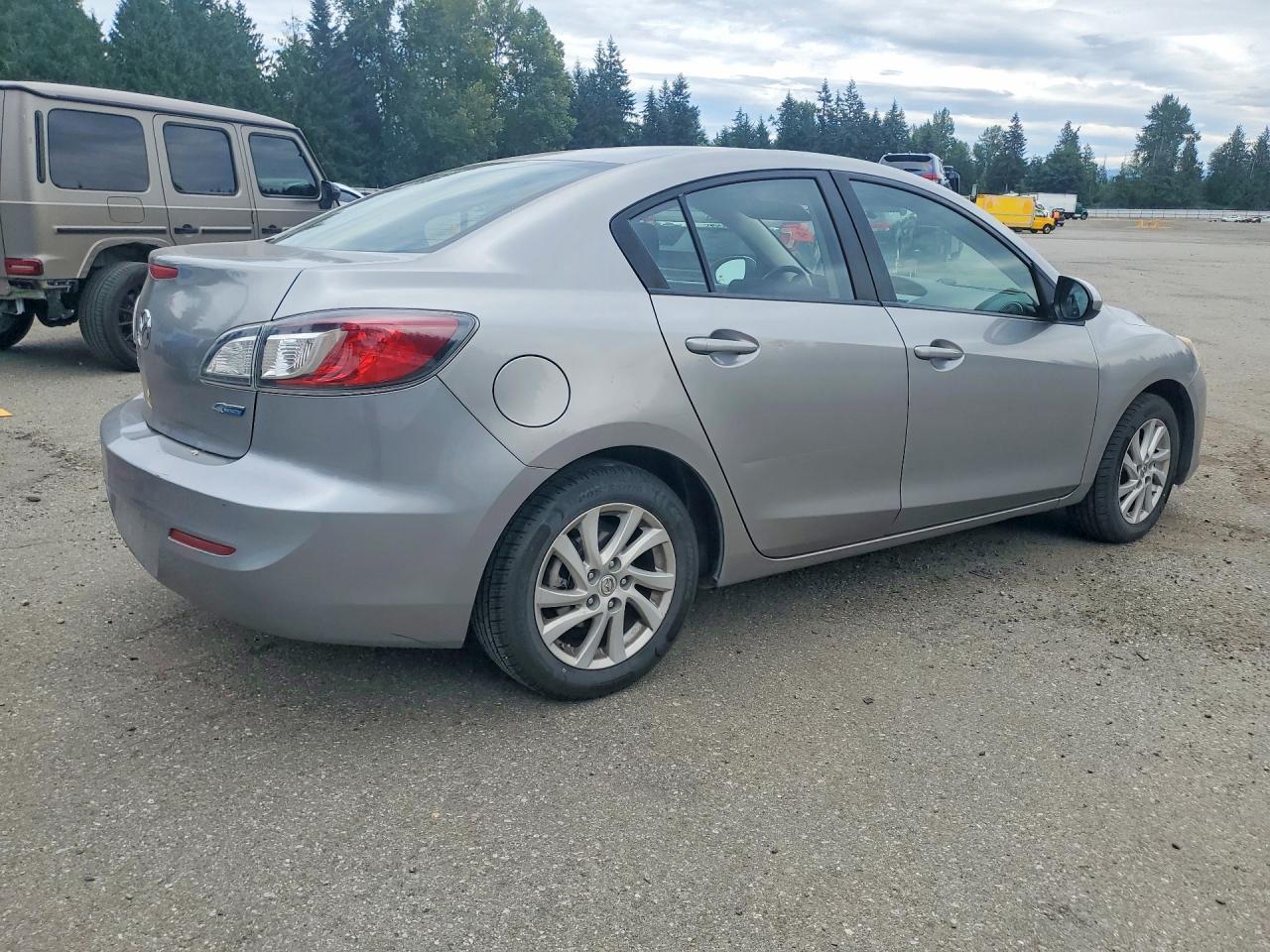 2012 Mazda 3 I - Фото 3
